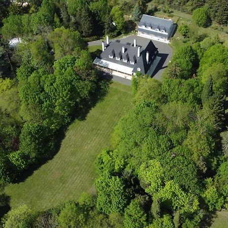 Manoir Et Appartements Avec Piscine Au Domaine De Bize Mirepoix Mirepoix  Exterior foto